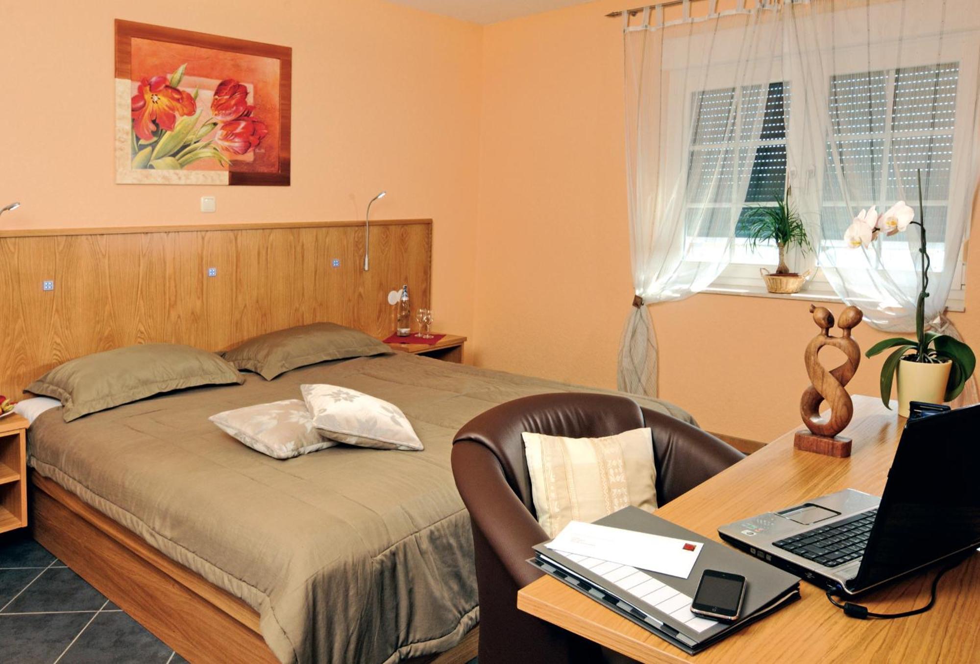 Wolfshotel Am Arendsee Arendsee  Bagian luar foto